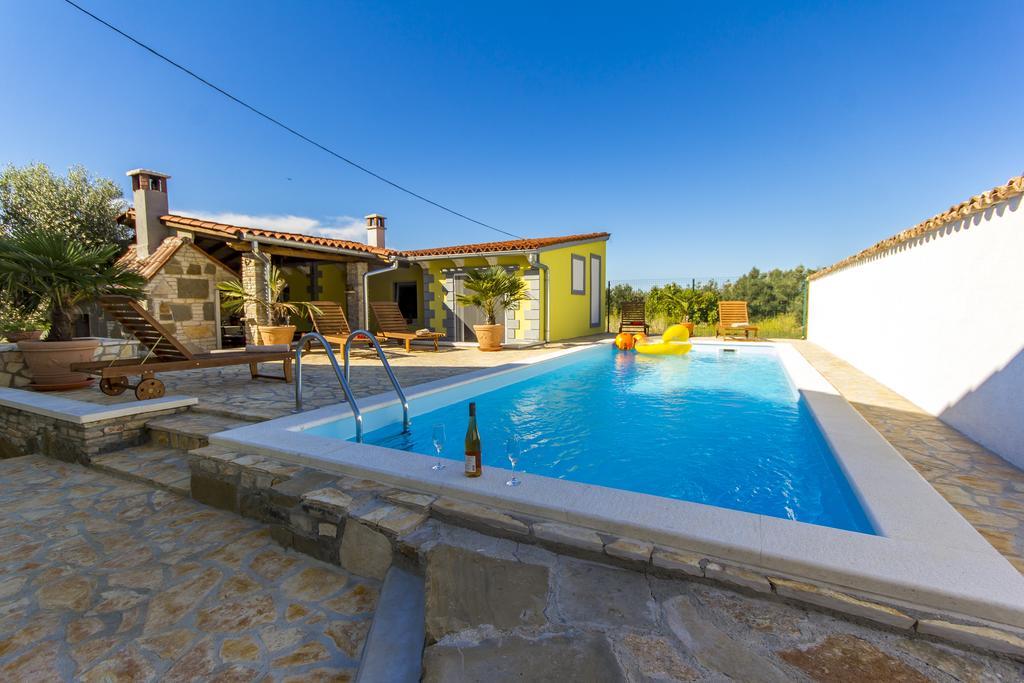 PUY Holiday Home Bukovac מראה חיצוני תמונה