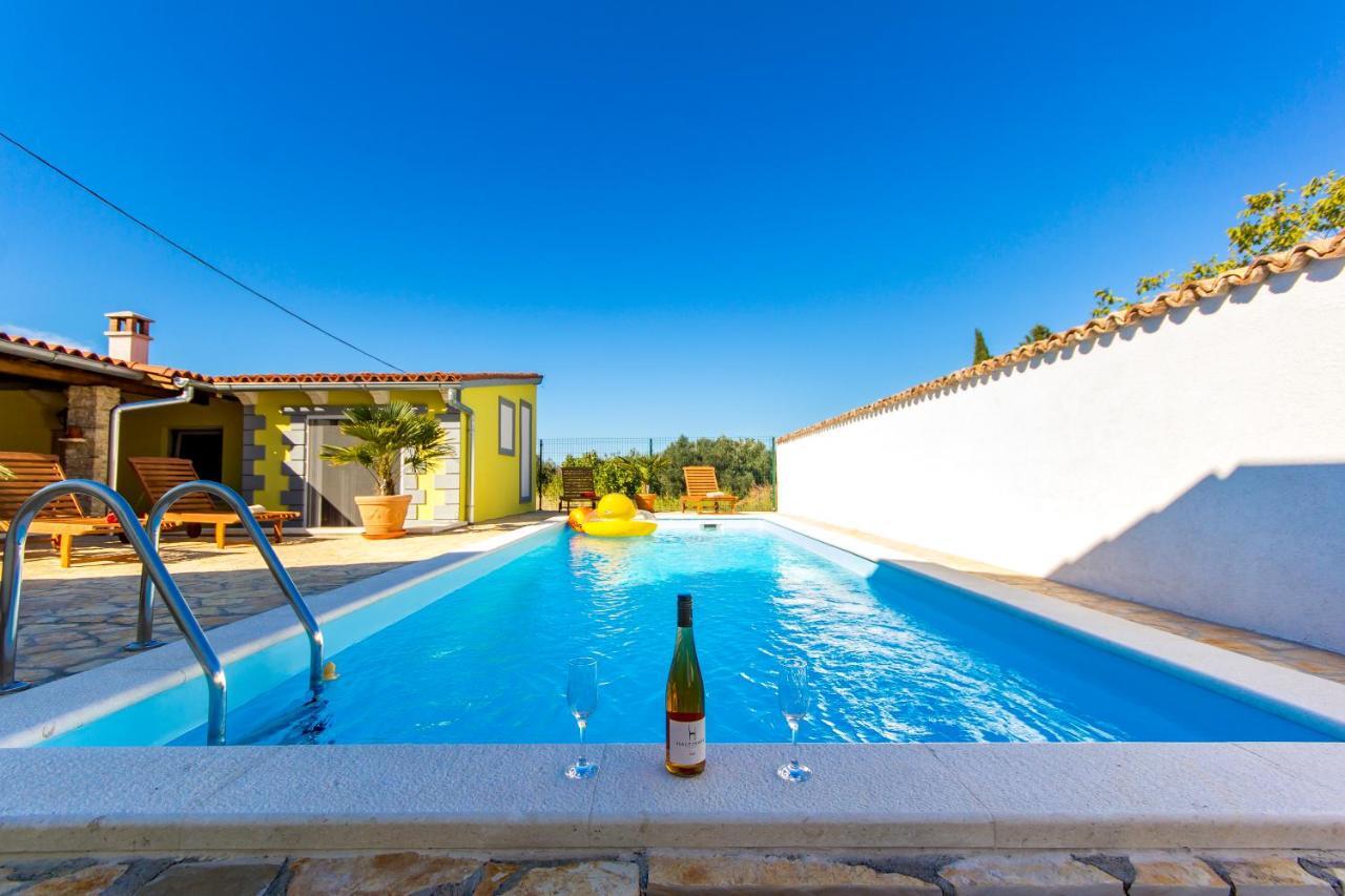 PUY Holiday Home Bukovac מראה חיצוני תמונה